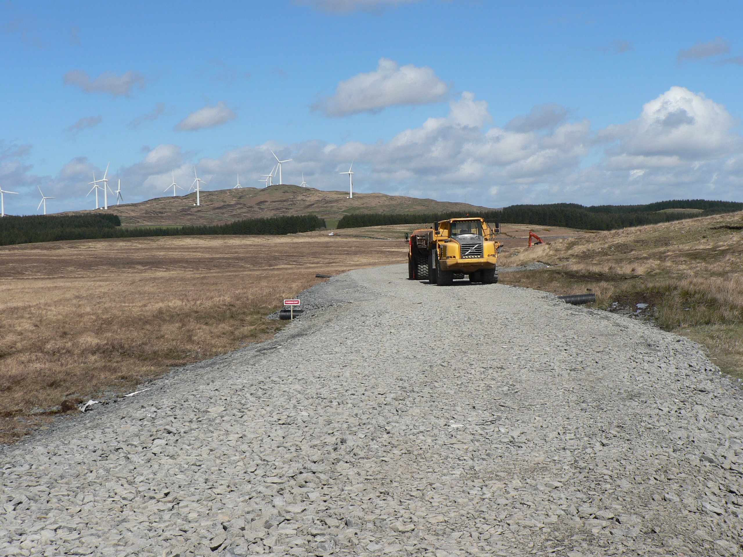 glenchamber-windfarm-access-road-tensar